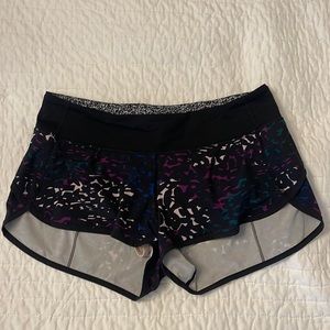 Lululemon speed up shorts 2 1/2 inch